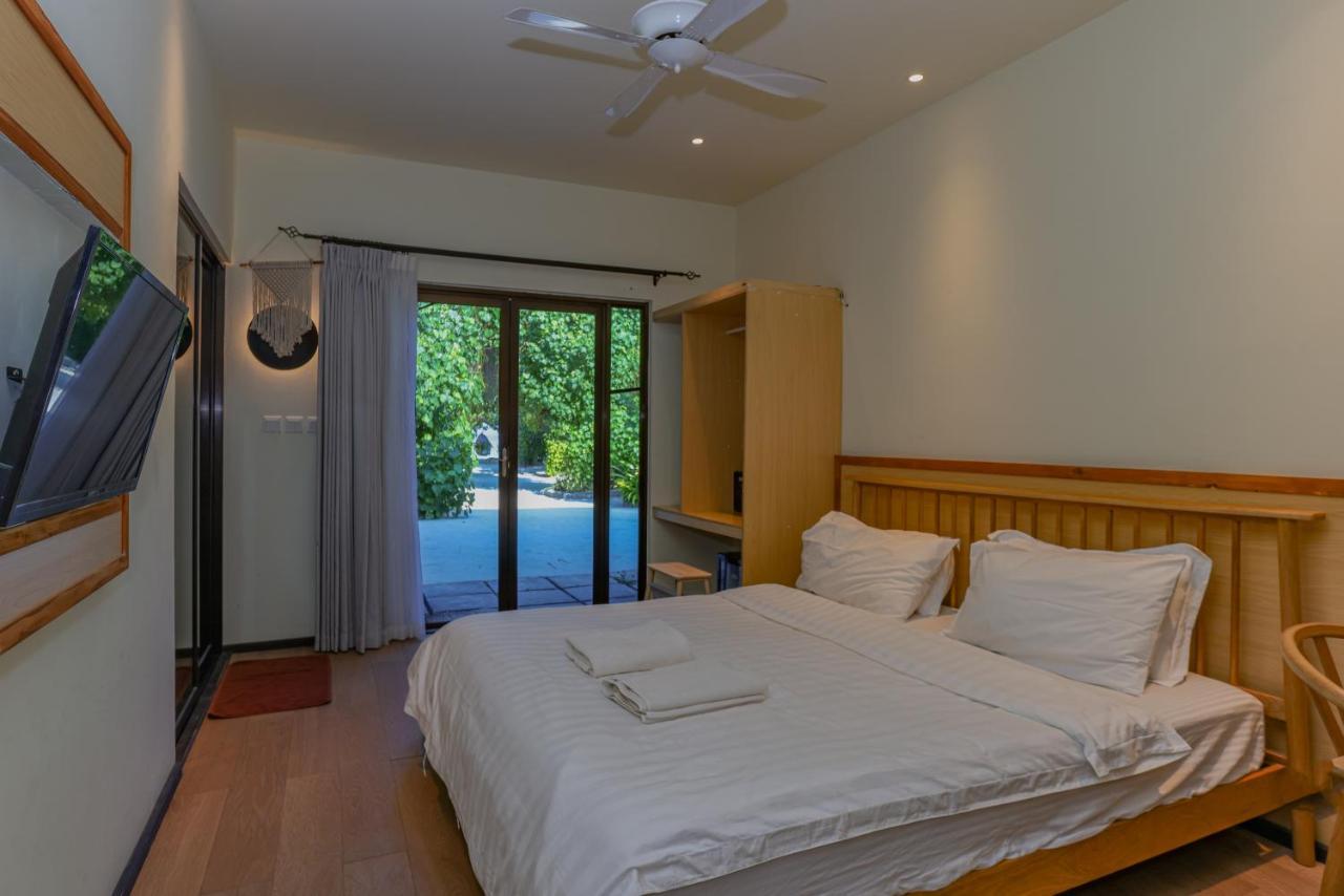 Tranquila Beach Hotel Rasdhoo Екстер'єр фото