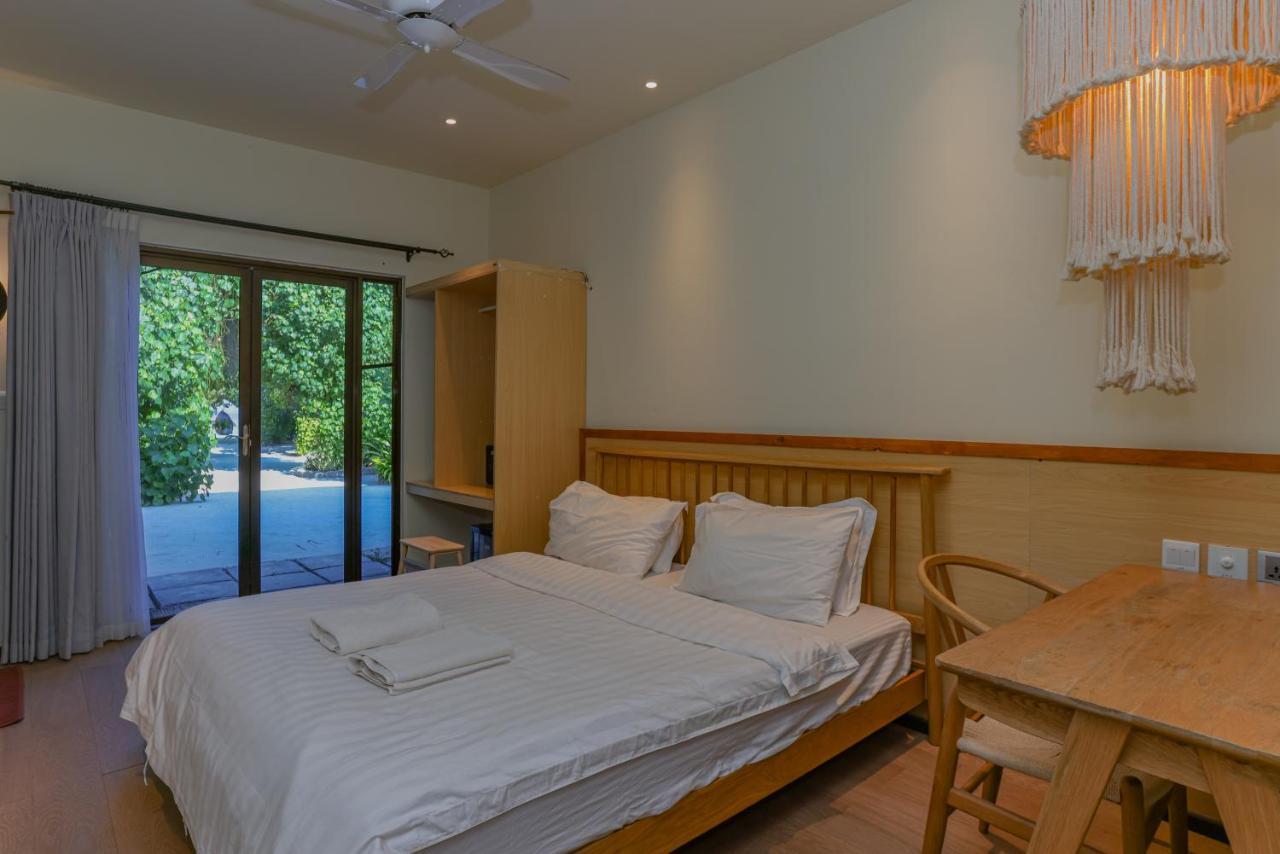 Tranquila Beach Hotel Rasdhoo Екстер'єр фото