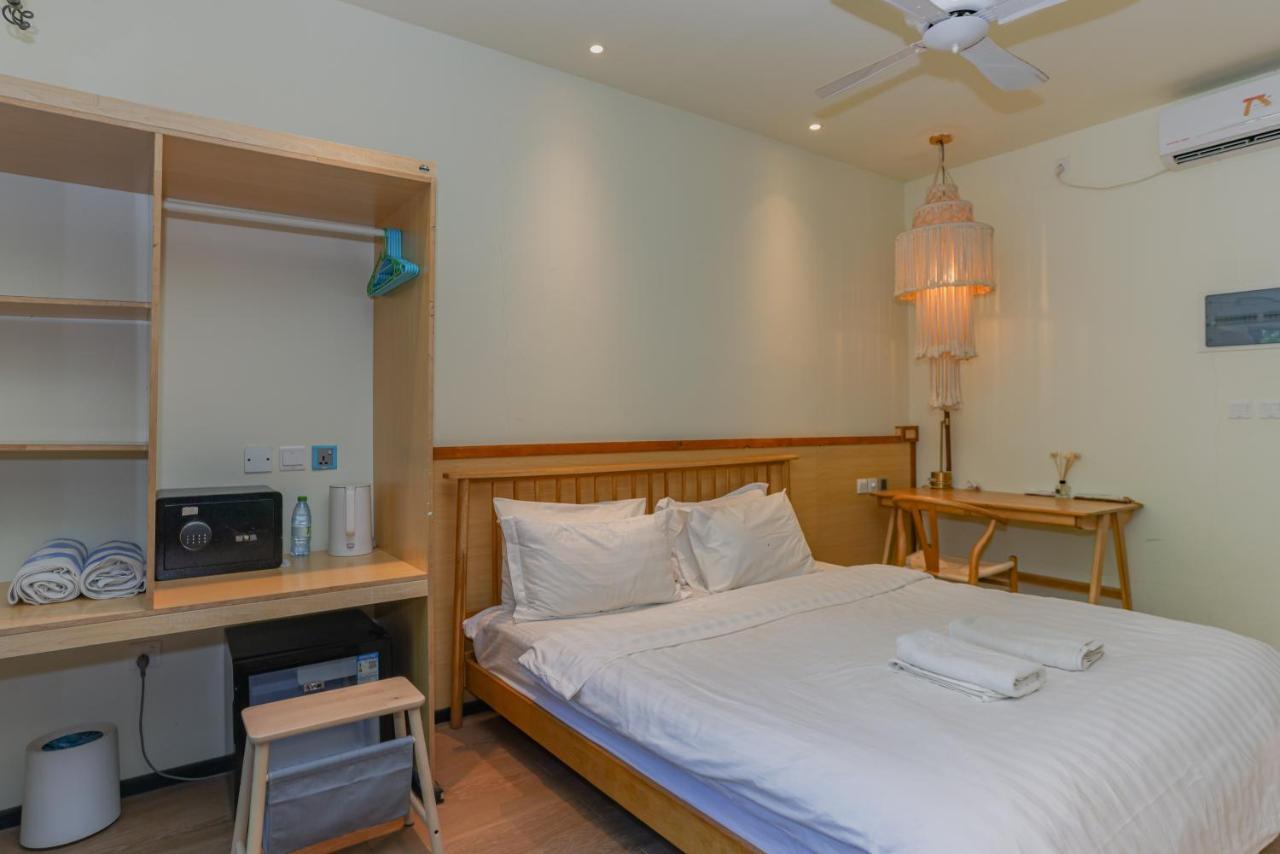 Tranquila Beach Hotel Rasdhoo Екстер'єр фото
