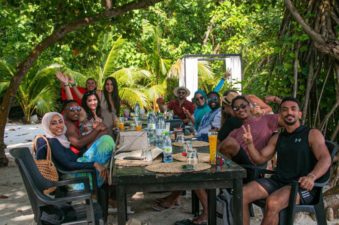 Tranquila Beach Hotel Rasdhoo Екстер'єр фото