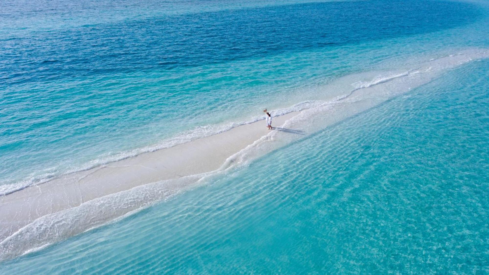 Tranquila Beach Hotel Rasdhoo Екстер'єр фото