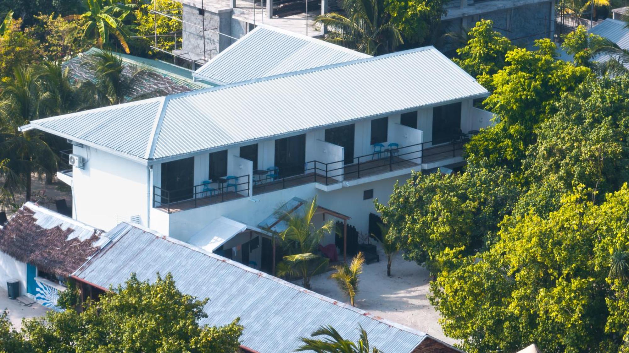 Tranquila Beach Hotel Rasdhoo Екстер'єр фото