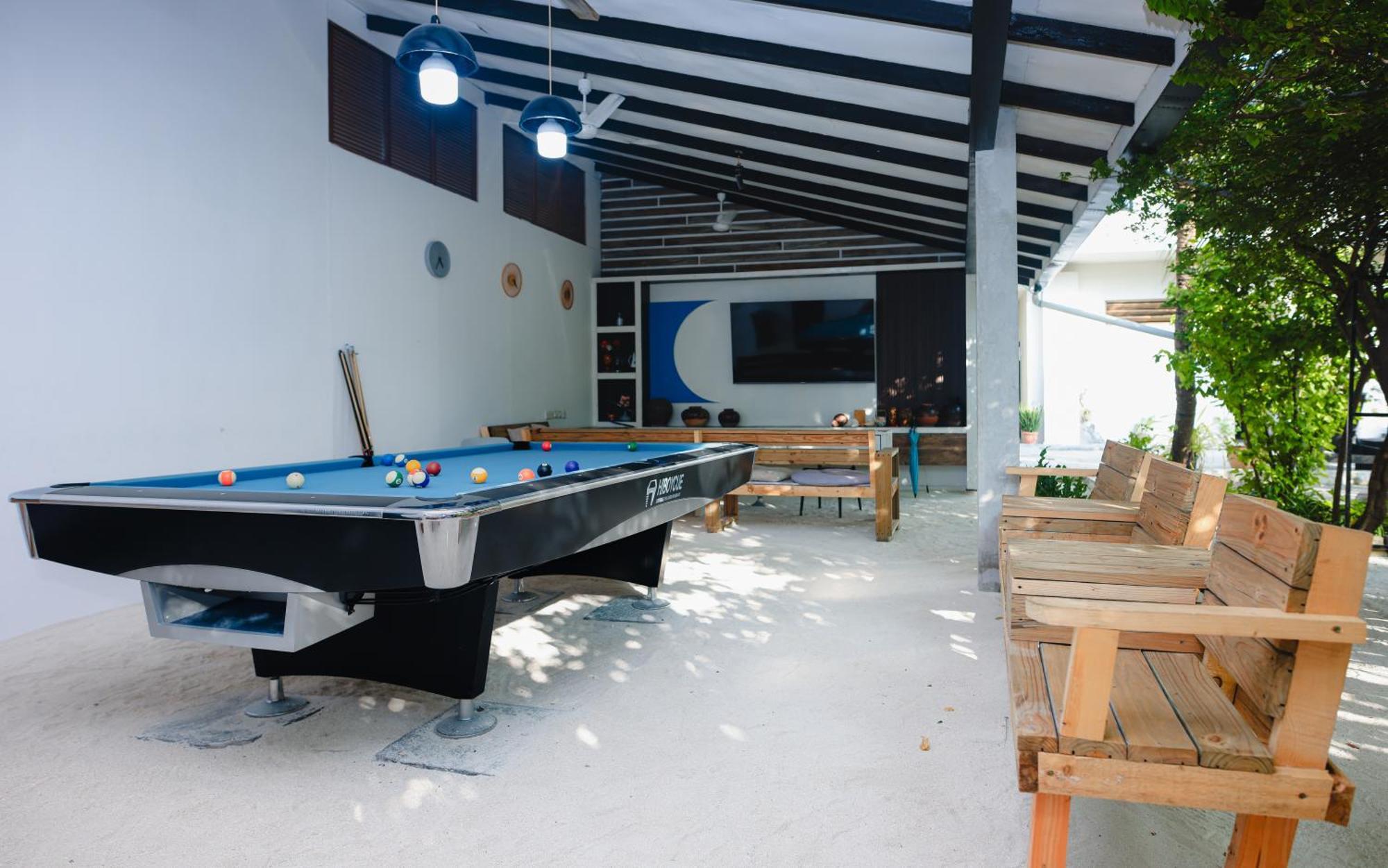 Tranquila Beach Hotel Rasdhoo Екстер'єр фото