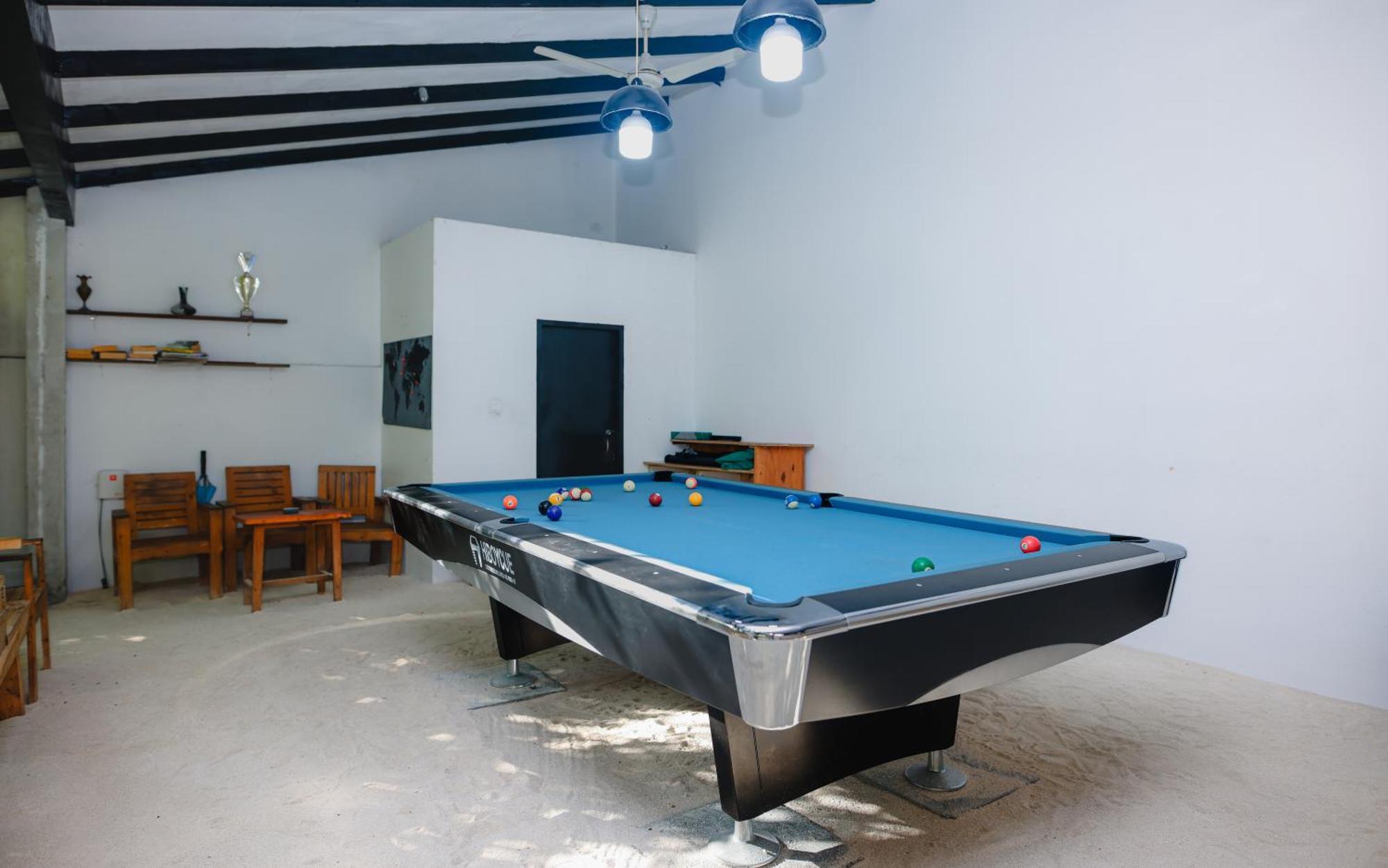 Tranquila Beach Hotel Rasdhoo Екстер'єр фото